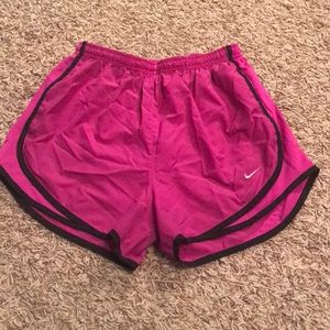 WOMENS NIKE SHORTS